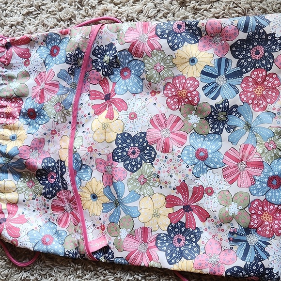 thirty-one Handbags - Thirthy-one Floral Print Cinch Bag